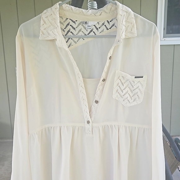 Volcom Space Case Lace Dress - Picture 7 of 11